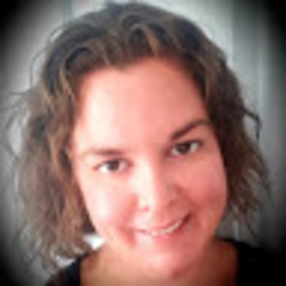 Meet your Posher, Tiffany - Picture 1 of 1